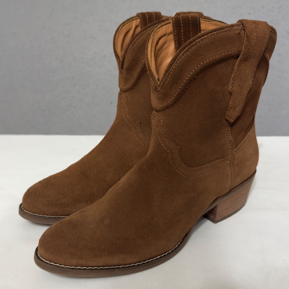3266 | Dingo Tumbleweed DI561 Suede Western Boots Whiskey Brown Women 8M